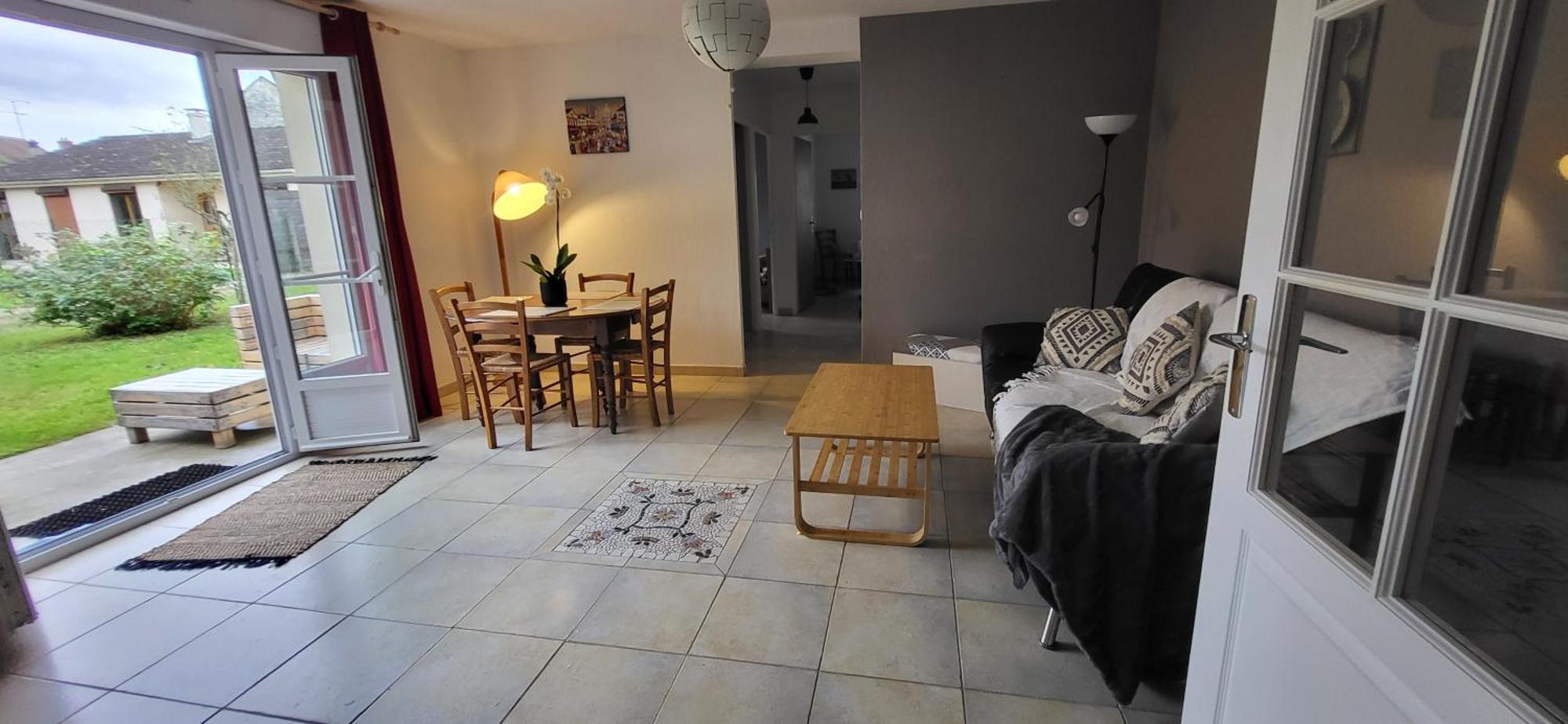Maison De Plein Pied Avec Jardin Privatif Centre Ville Milly-la-Foret Ngoại thất bức ảnh